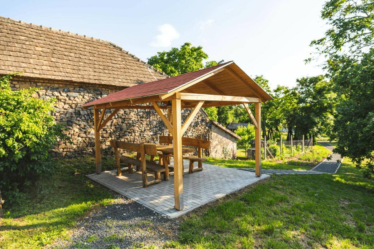 Tolnay Kúria és Vendégház Nagygorbo Exterior foto